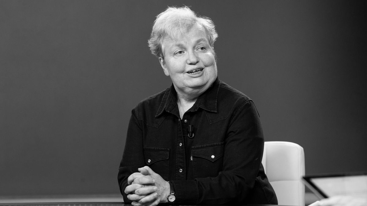 Lidé v Pyšelích se dnes rozloučili s Danou Drábovou